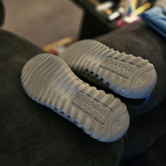 Mens rugged shark shoes - Picture 7 of 8